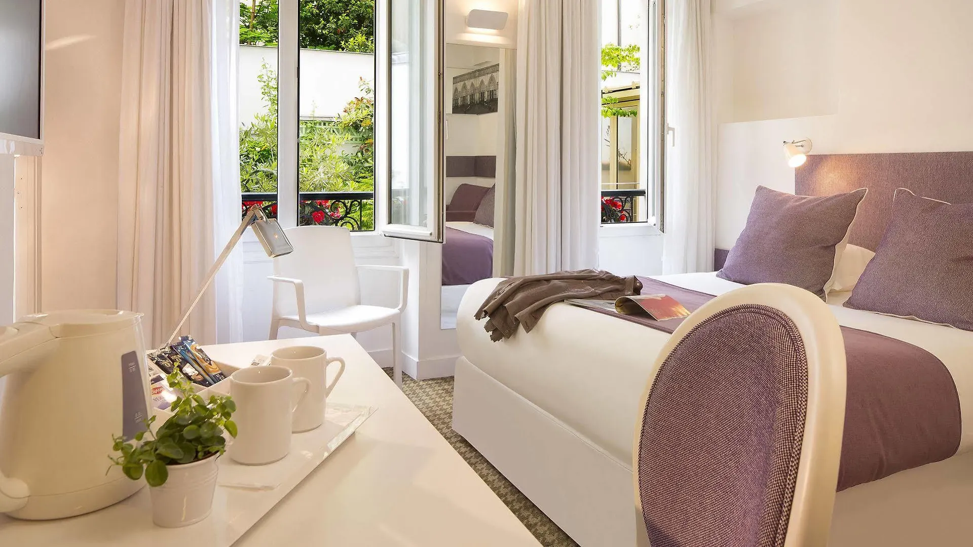 Mistral Hotel