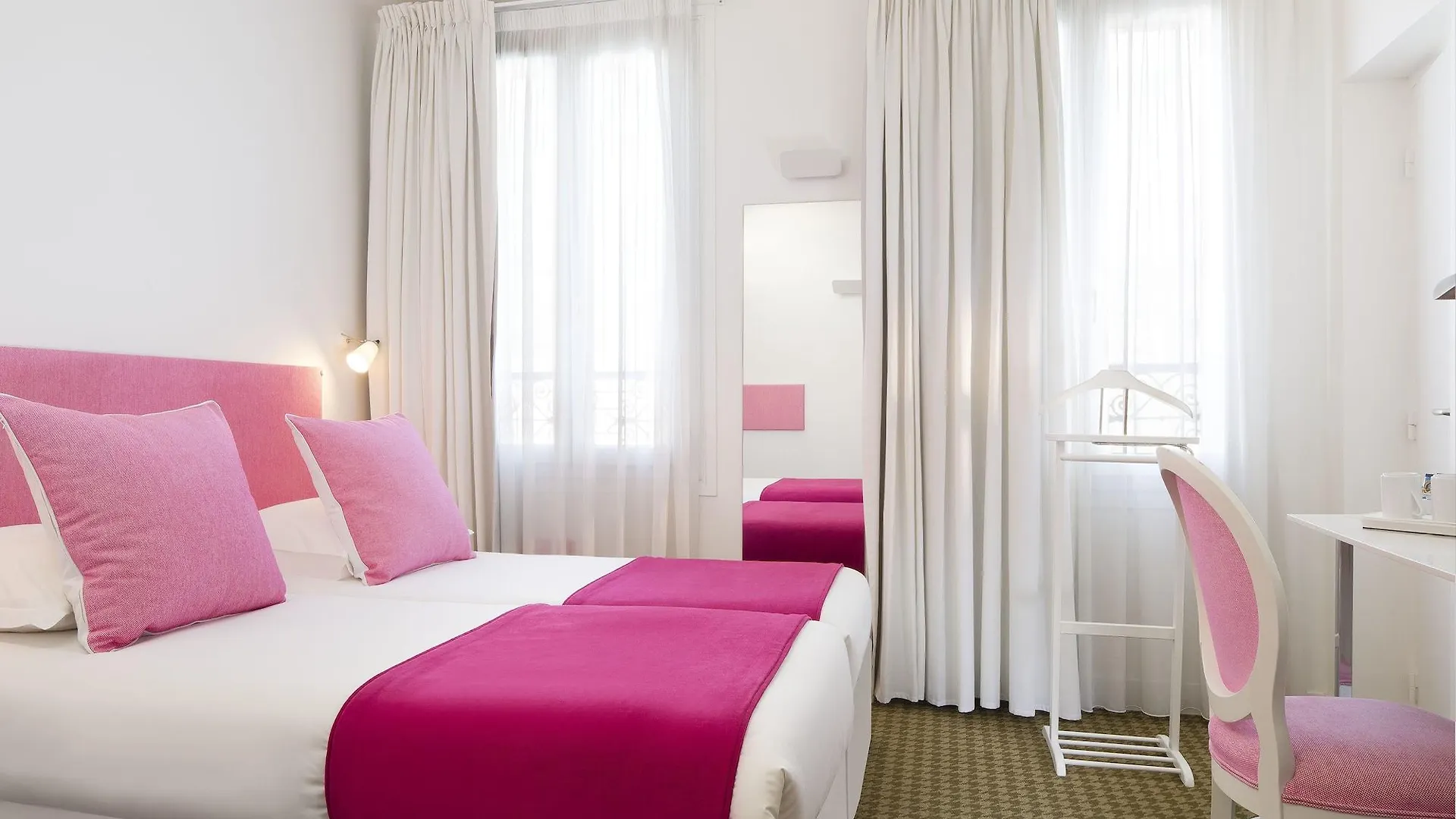 Hotel Mistral Paris