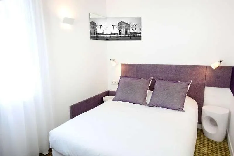Mistral Hotel