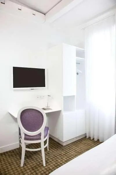Mistral 3*
