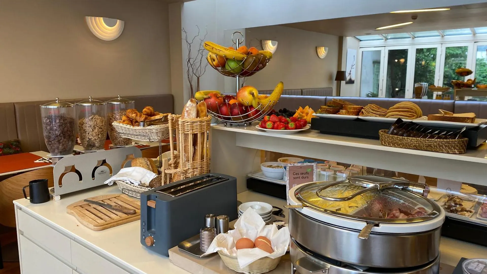 Mistral Hotel Paris